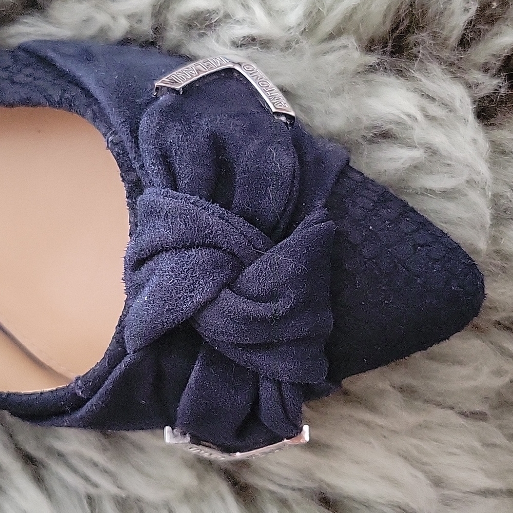 Antonio Melani Lance Pointed Toe Blue Suede Flats  sz 7